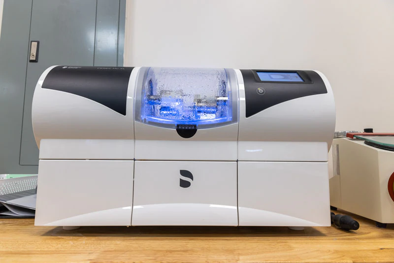 CEREC milling machine for same-day dental crowns